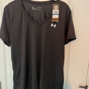 Under armor tshirt